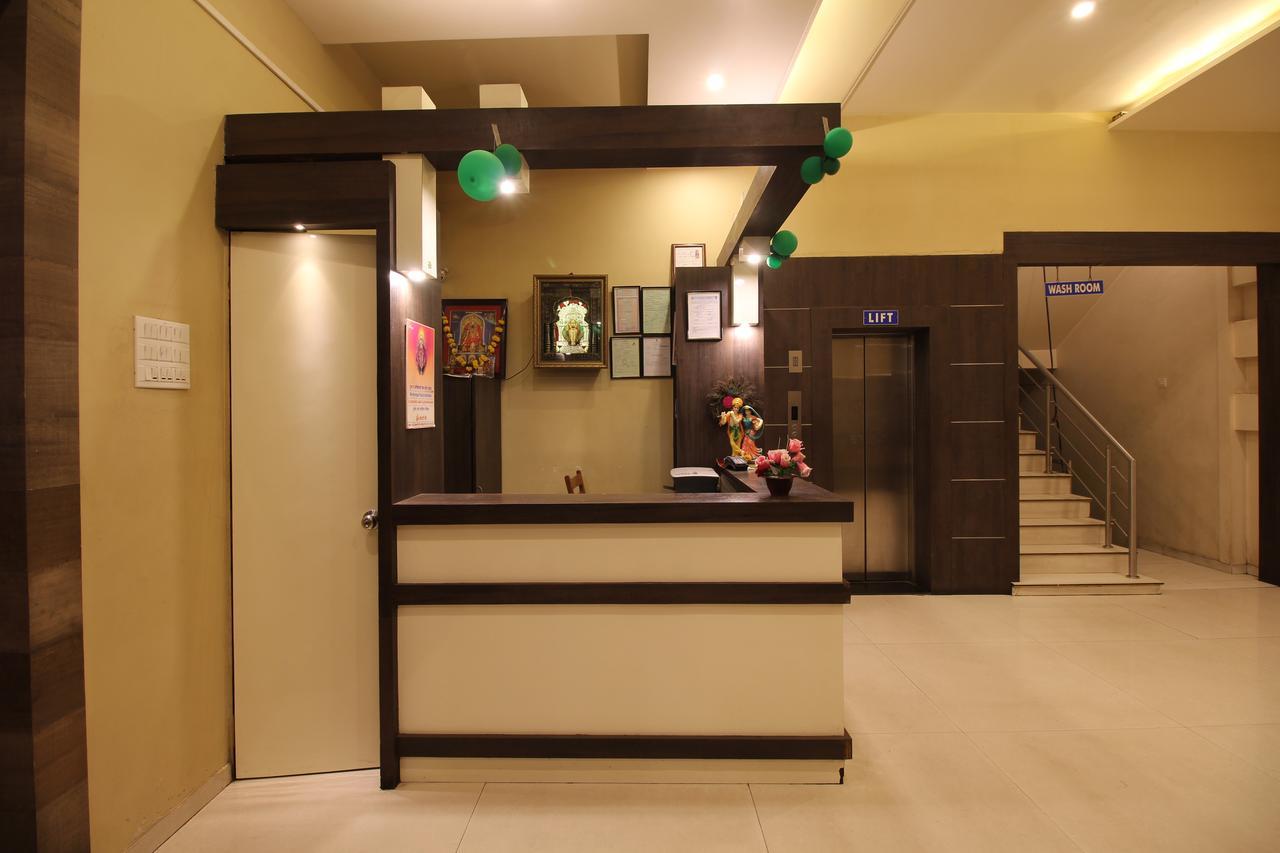 Hotel Sham Suman, Kolhapur- Opposite To Mahalaxmi Temple Eksteriør billede